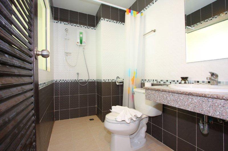 Amber Boutique Silom Hotel 3*