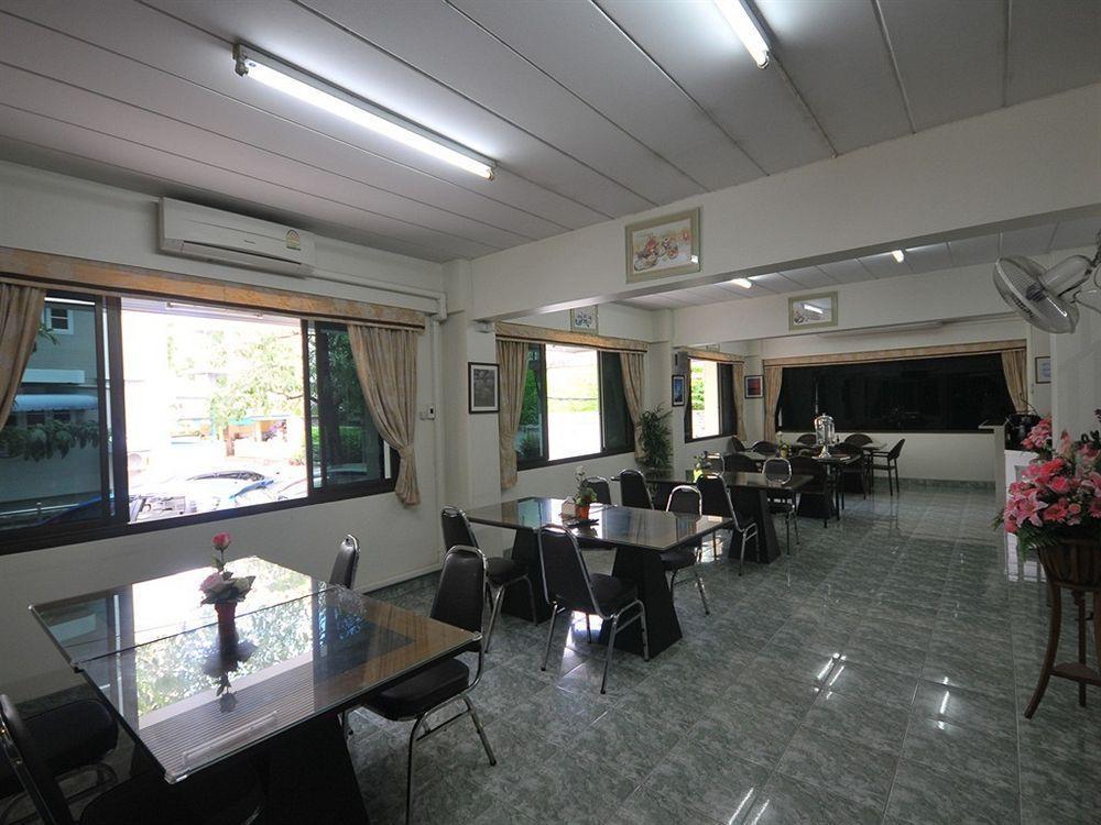 P Park Charansanitwong Inn Bangkok