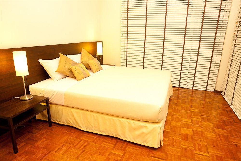 Baansilom Soi 3 Inn Bangkok