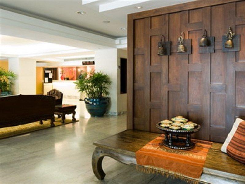 Hotel Centre - Sha Extra Plus 4*