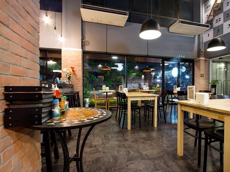 Hotel D Varee Xpress Makkasan Bangkok