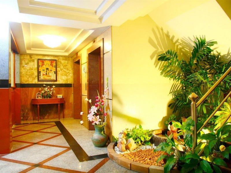 Hotel Tara Lake