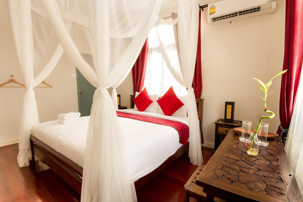 Hostel Fu House *