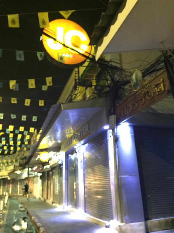 Rumah tetamu Honey Place Guesthouse,special Rate For Long 2*