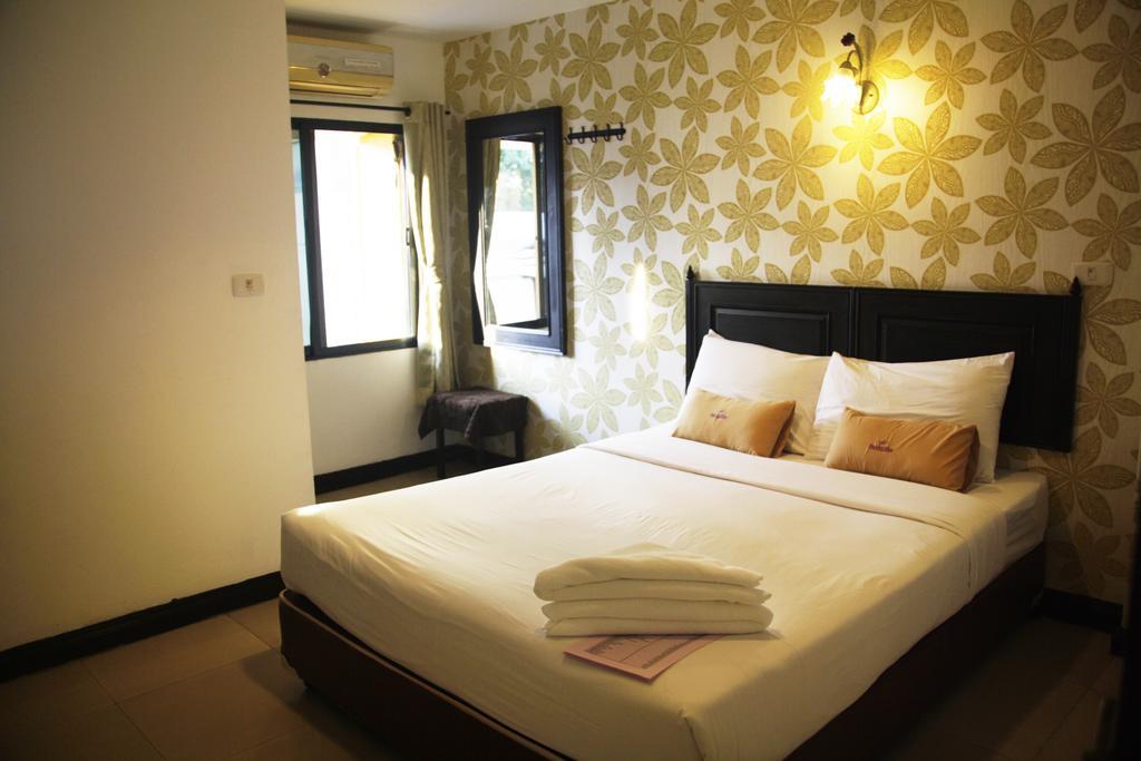 Erawan House 2* Banguecoque