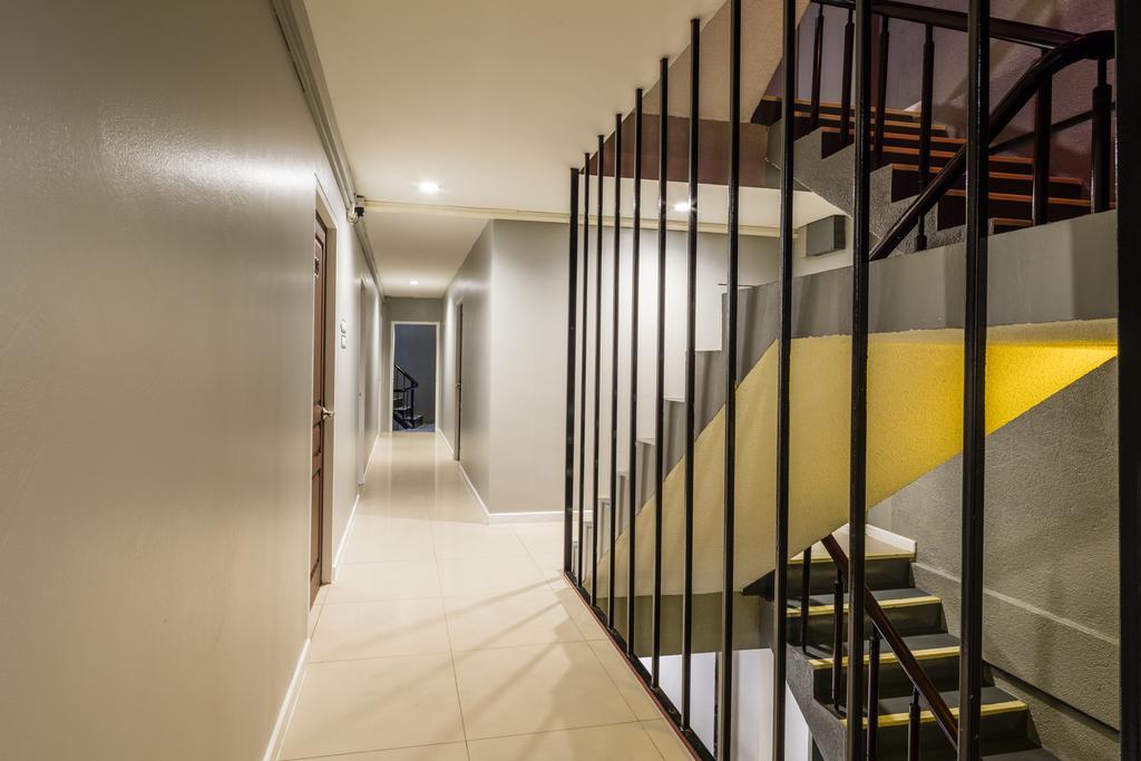 Hostel At Hua Lamphong Bangkok