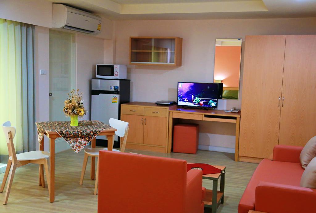 Sasi Place Apartment *