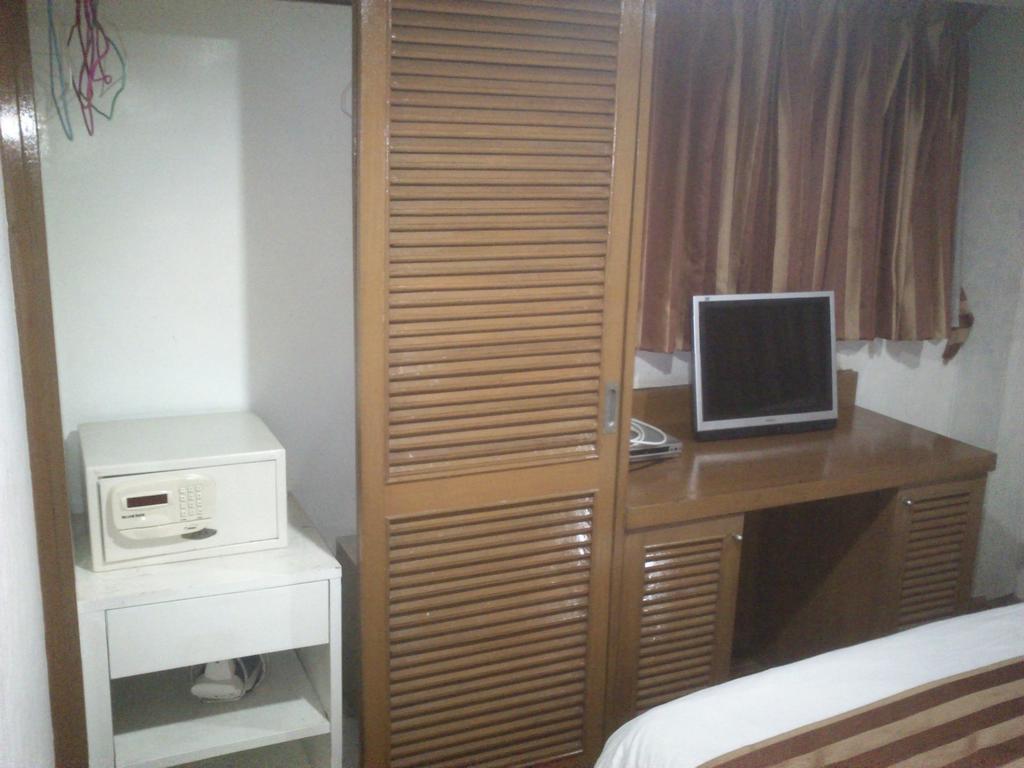 Sun 3*