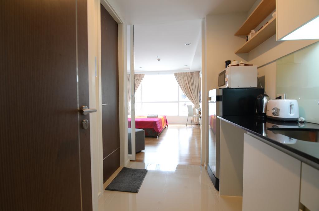 Cozy Studio Walk To Bts Free Wi-Fi Great Location