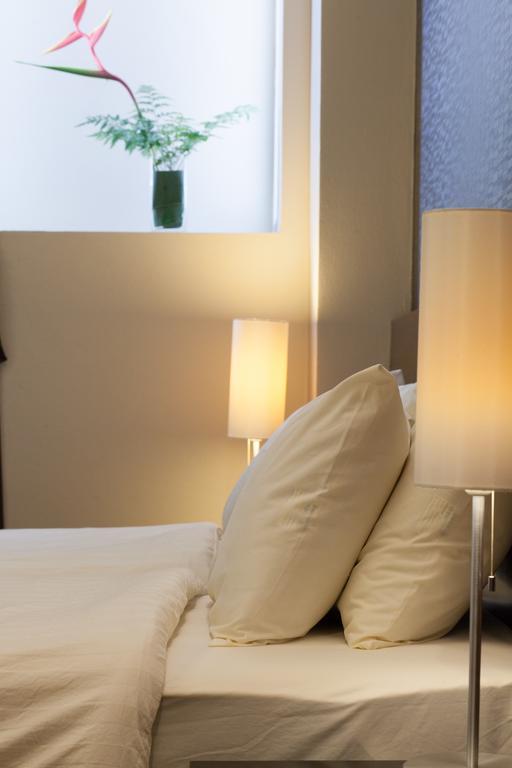 Baansilom Soi 3 Inn 2*