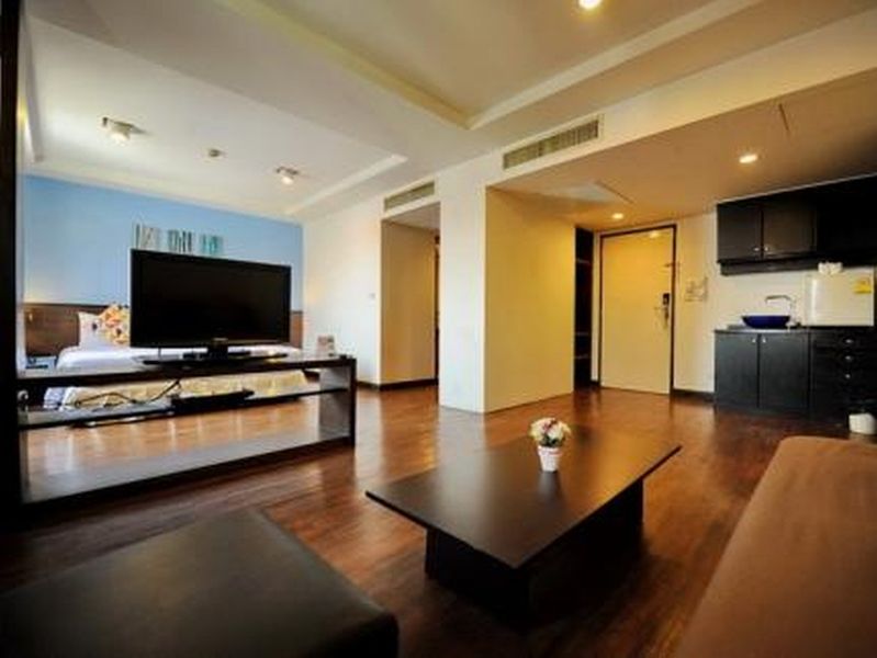 Oakwood & Hotel 4*