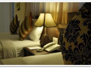 Queen Lotus Inn