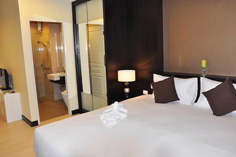 Kokotel Dheva Thonglor Hotel