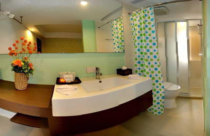 Hotel Nantra Silom 3*