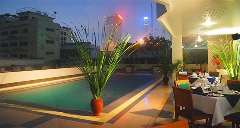 Laurel Aparthotel