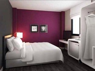 H2 Hostel *