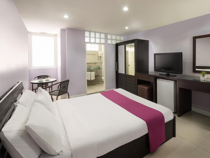 Hotel Ton Aor Place