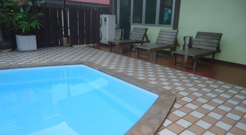 Hotel Ruamchitt Travelodge Bangkok