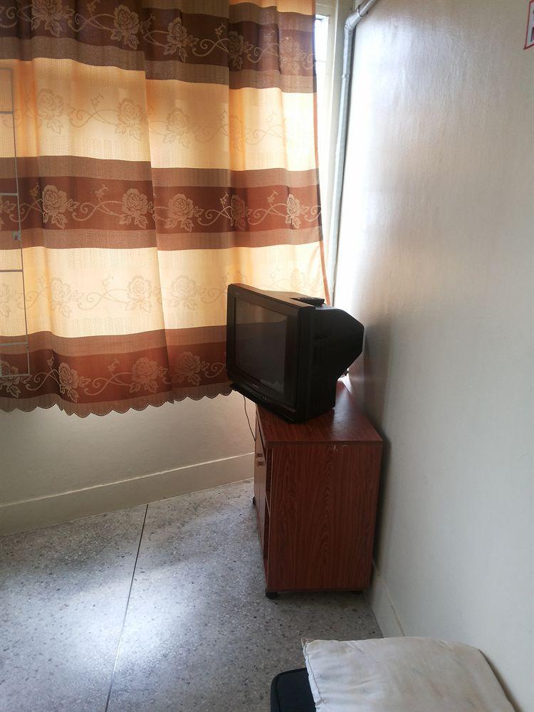 Q6 At 6 Hostel Bangkok