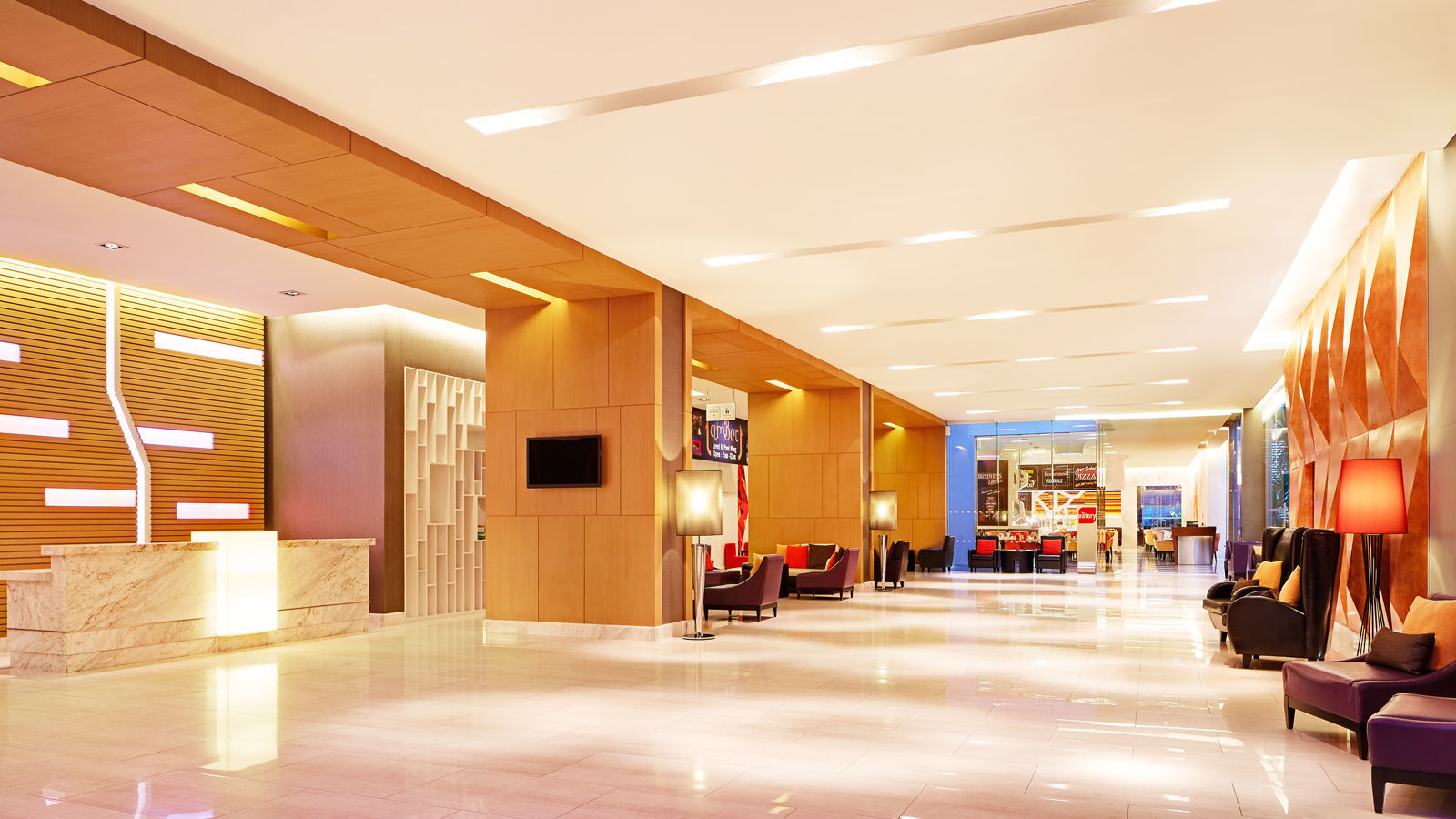 Four Points By Sheraton Bangkok, Sukhumvit 15 Hotel 4*