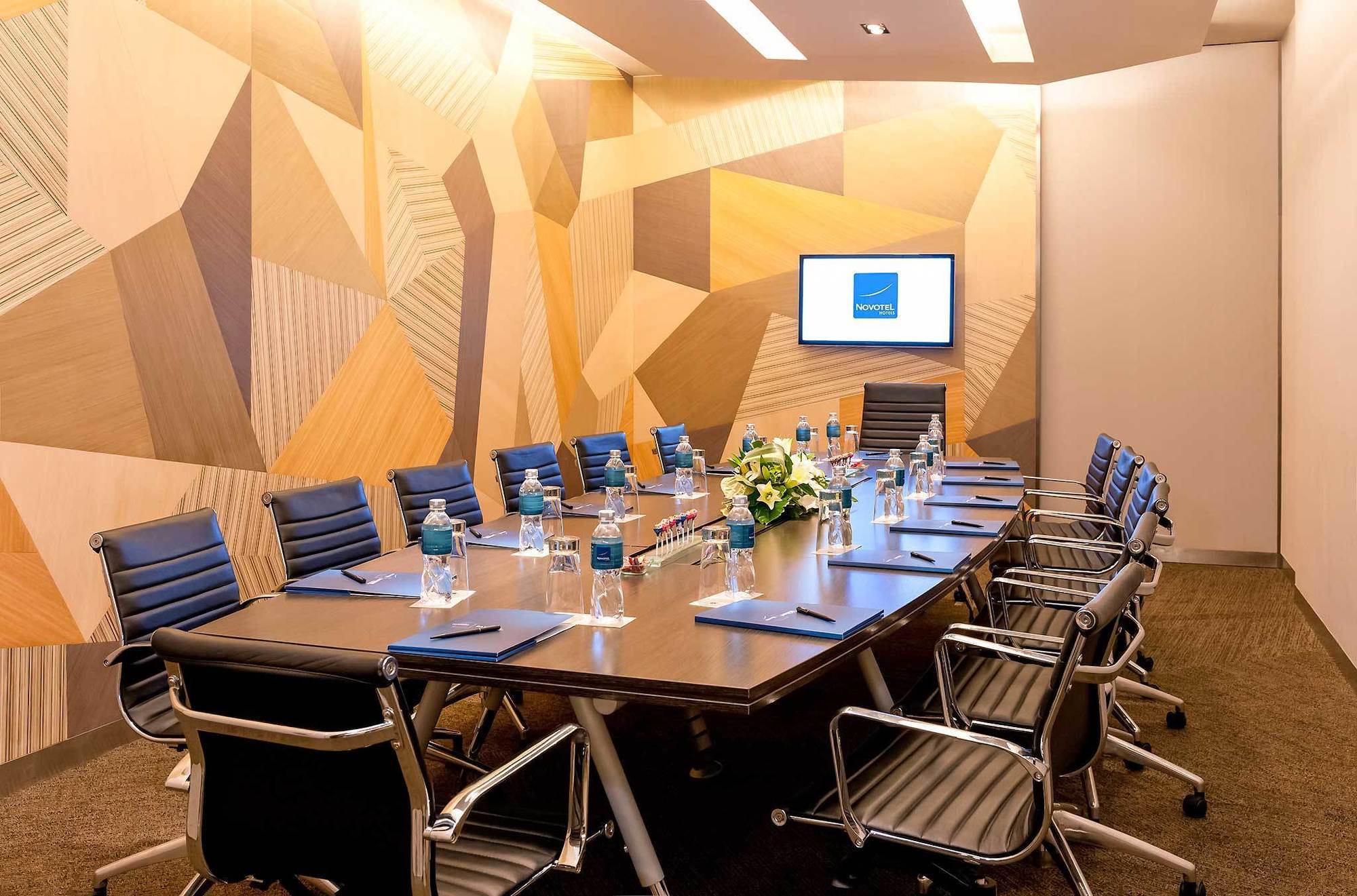 Hotel Novotel Platinum Pratunam - Sha Certified 4*