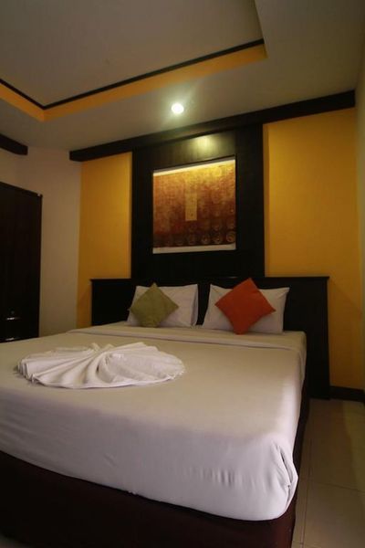 Grand Pinnacle Hotel