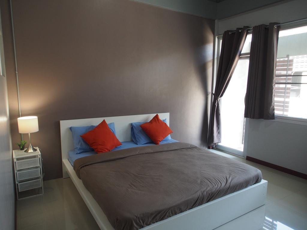Guest house Sriyanar Place *