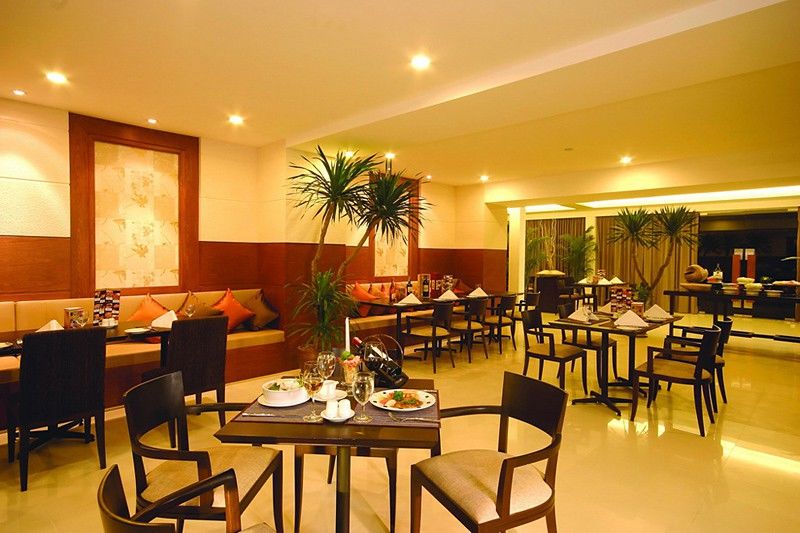 Furamaxclusive Sathorn, Hotel 4*