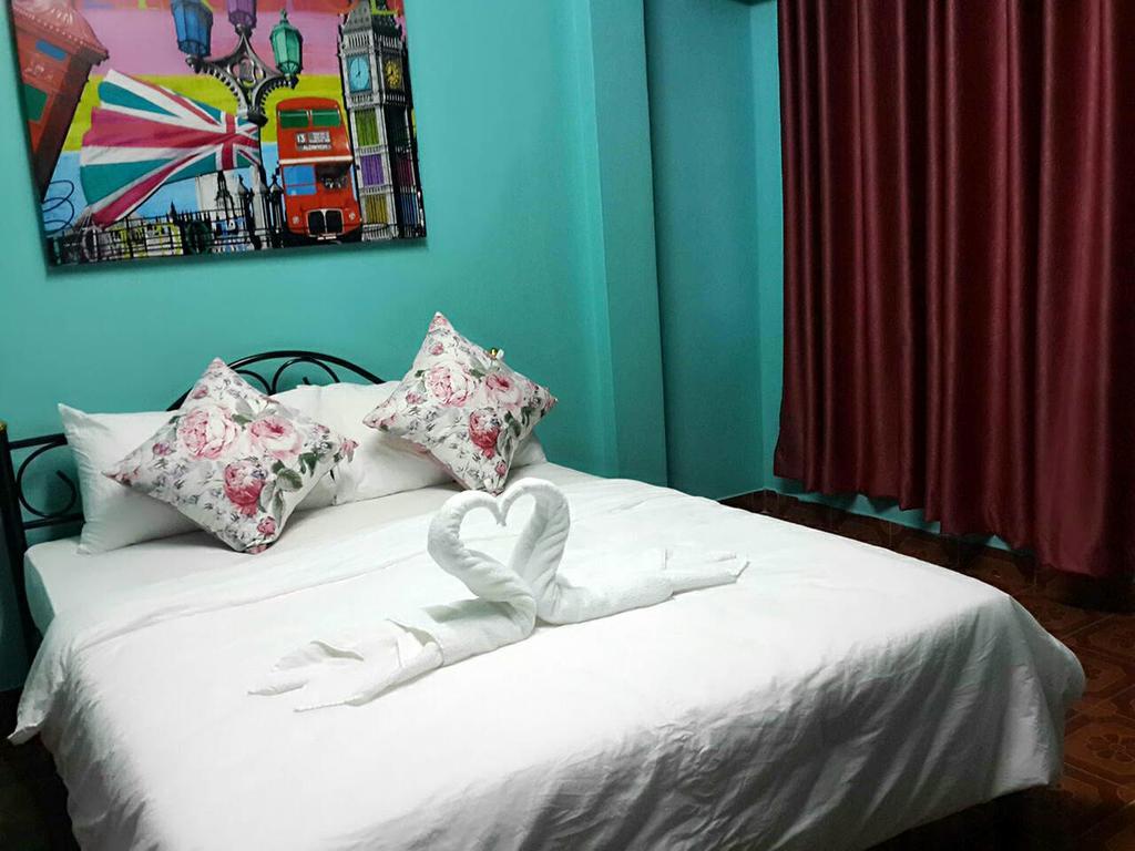 De Sky Sukhumvit Ekkamai Hotel 3*
