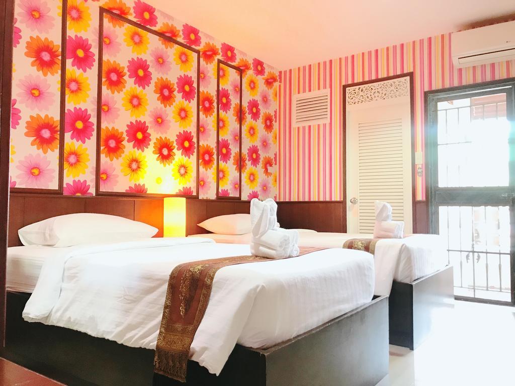Orchid Hotel