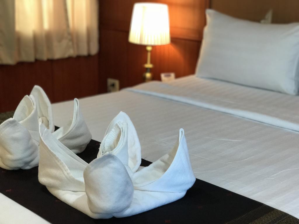 Orchid Hotel 3*