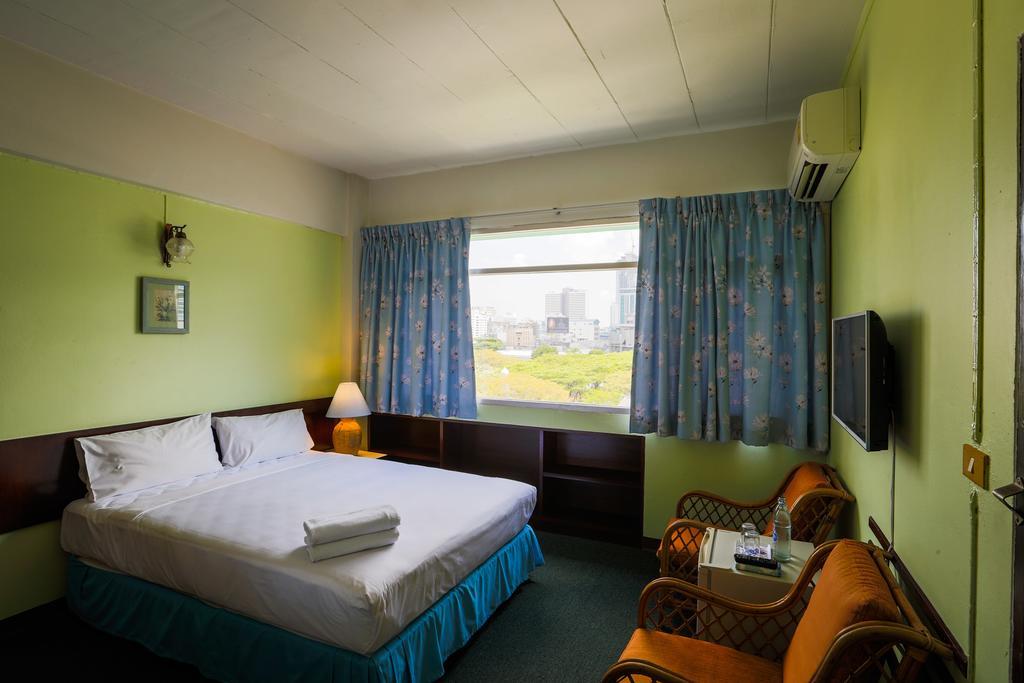 Ruamchitt Travelodge 3* Bangkok