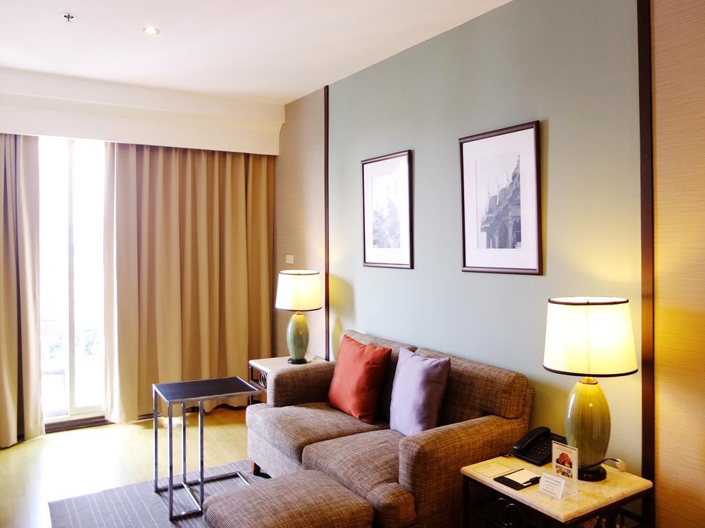 Evergreen Place Siam By Uhg