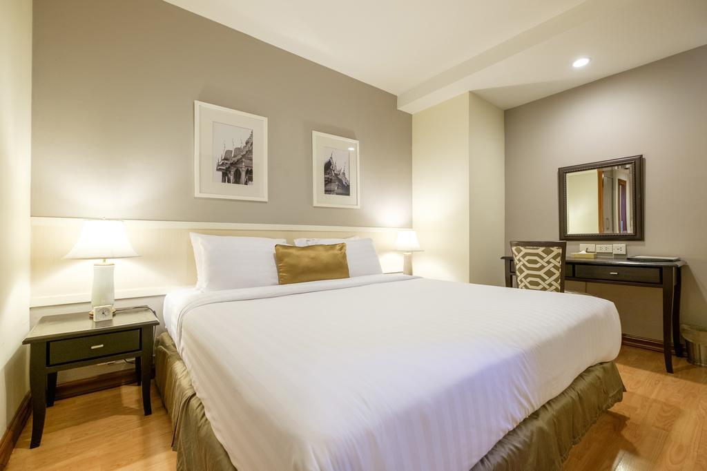Evergreen Place Siam By Uhg