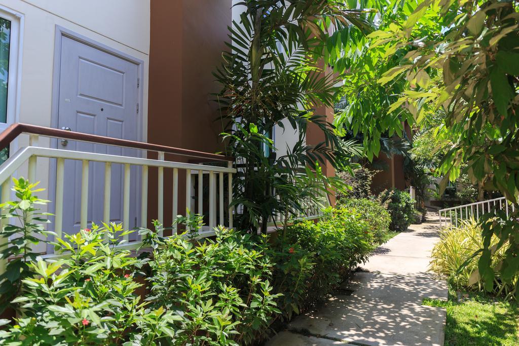 Hotel U Tiny Boutique Suvarnabhumi - Sha Bangkok