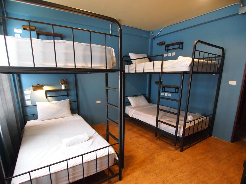 Niras Bankoc Hostel