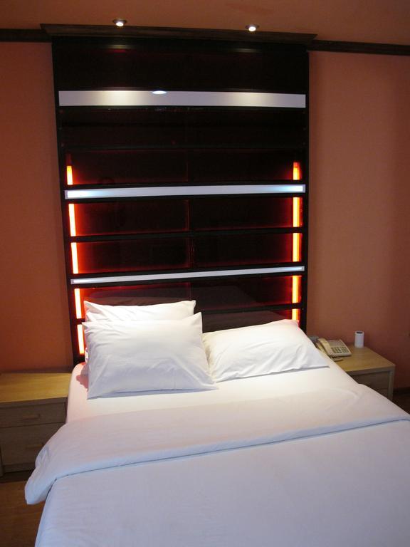 Hotel Suriwongse