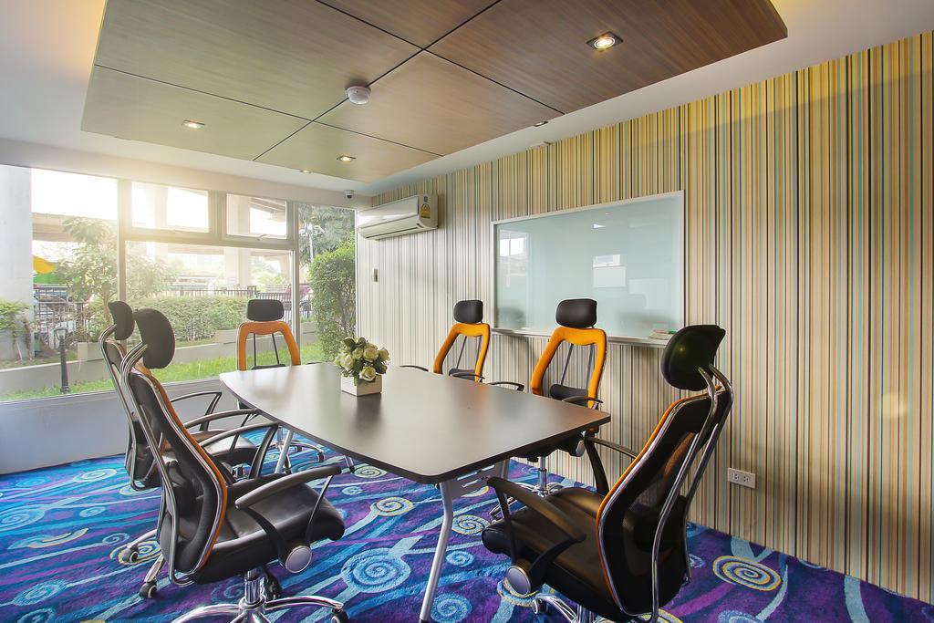 Klassique Sukhumvit Hotel 4*