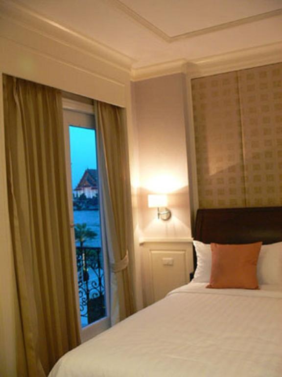 Aurum The River Place Hotel Bangkok
