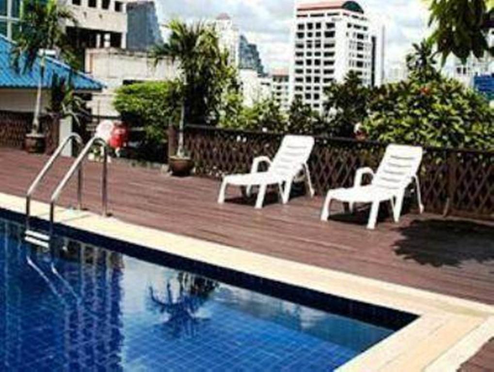 King Royal Garden Hotel