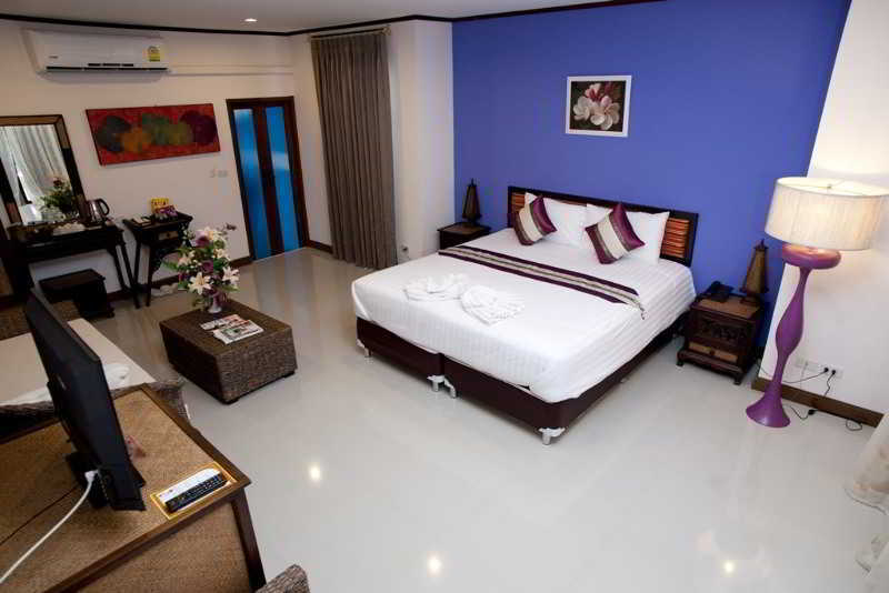 Ploykhumthong Boutique 4*