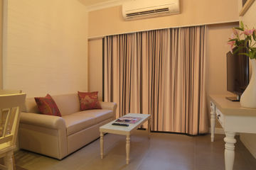 Hotel The Raya Surawong