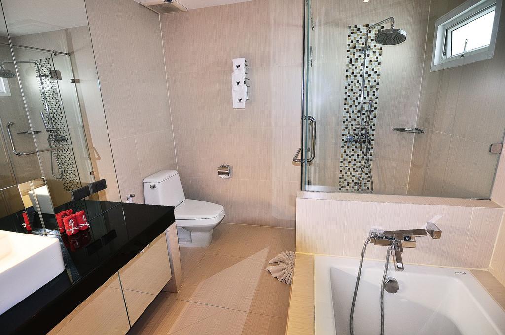 Zen Sukhumvit Soi 10 Hotel 3*