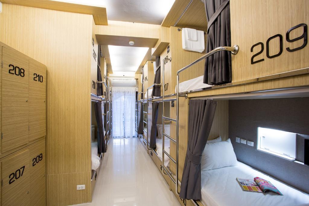 Hostel Sleeplab *