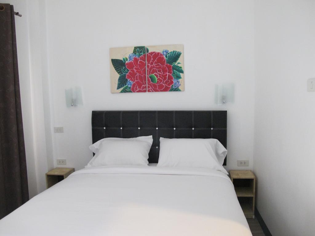 Hoppers Place Donmuang Hostel Bangkok