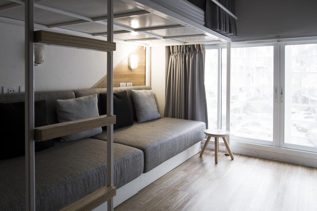 Bed One Block *