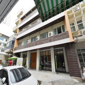 Icheck Gems Center Silom Hotel 3*