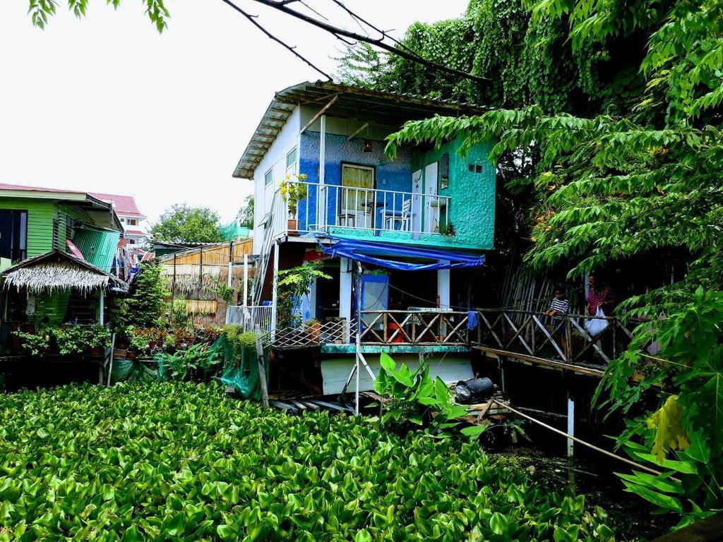 Guest house New Phiman Riverview