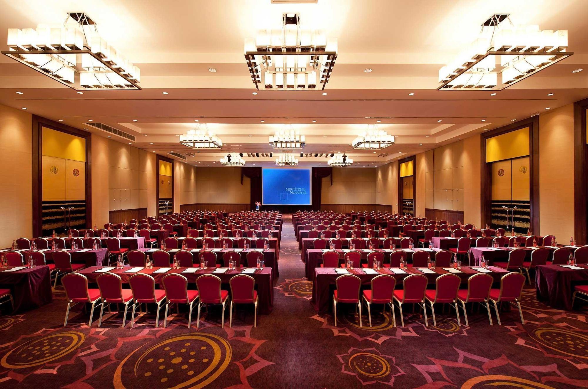 Hyatt Regency Suvarnabhumi Airport 4* Bangkok