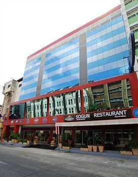 Pratunam Hotel 3*